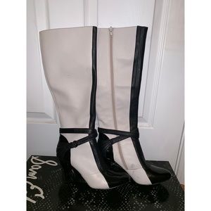Sam Edelman Vintage Kim Black/White Boots